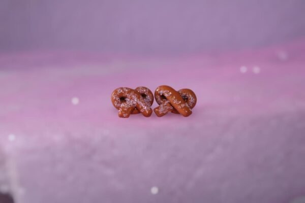 Aretes pretzel